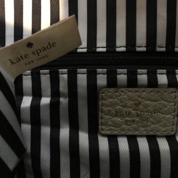 New York Pebbled Satchel/Crossbody Bag - Picture 7 of 11